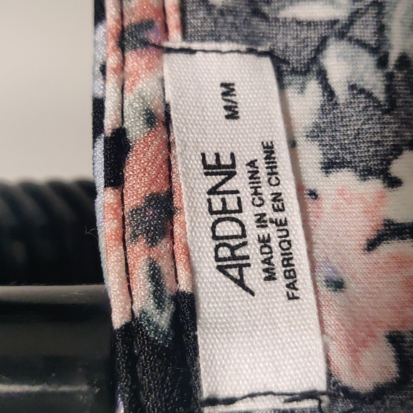 BNWT - floral puff sleeve dress - Picture 6 of 14